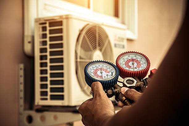 Professional Hvac Maintenance technician working in Claymont, DE
